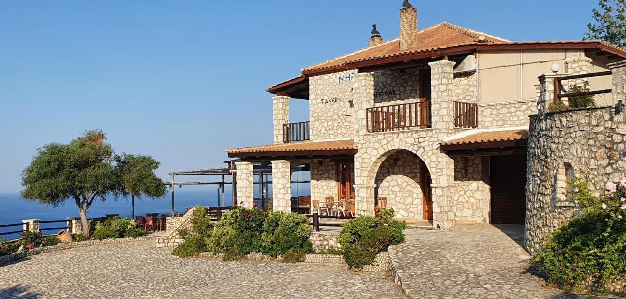 Nireas : Stone Villa Orthoniaí Zewnętrze zdjęcie