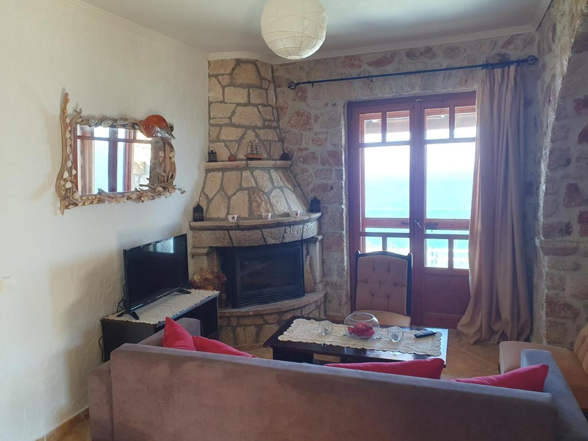 Nireas : Stone Villa Orthoniaí Zewnętrze zdjęcie